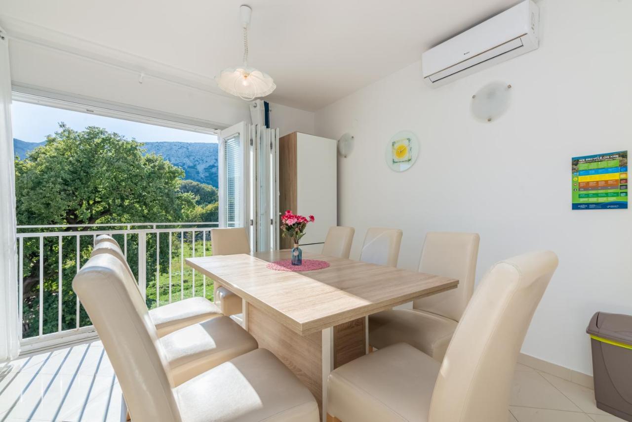 Apartment Mimoza 6, Baska, Krk Экстерьер фото