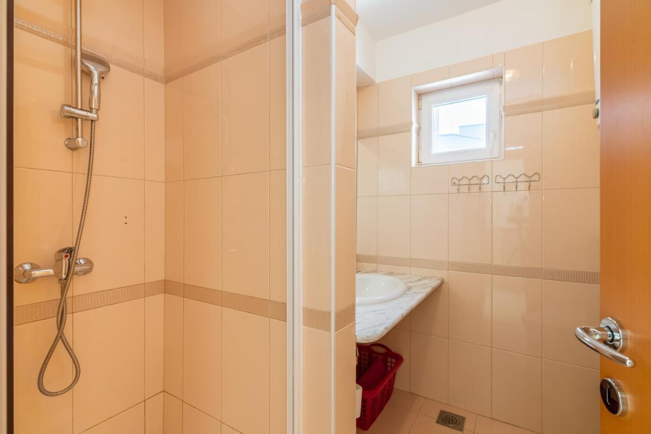 Apartment Mimoza 6, Baska, Krk Экстерьер фото